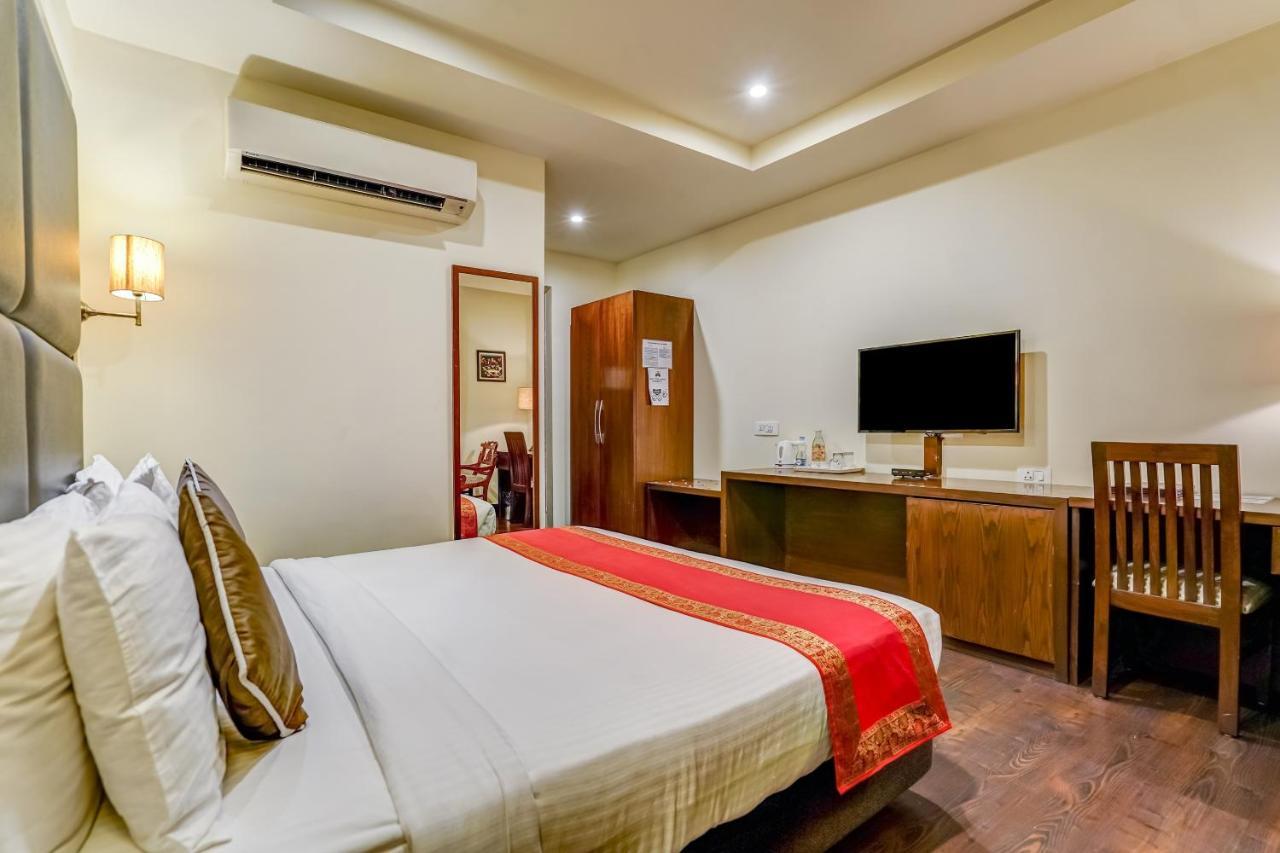 Townhouse 552Hotel Royal Court Τζαλαντάρ Εξωτερικό φωτογραφία